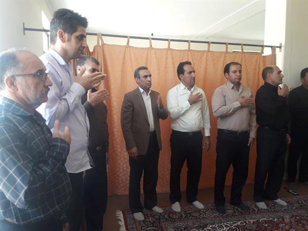 برگزاری مراسم سوگواری امام حسین در مرکز بهداشت شهرستان گیلان غرب